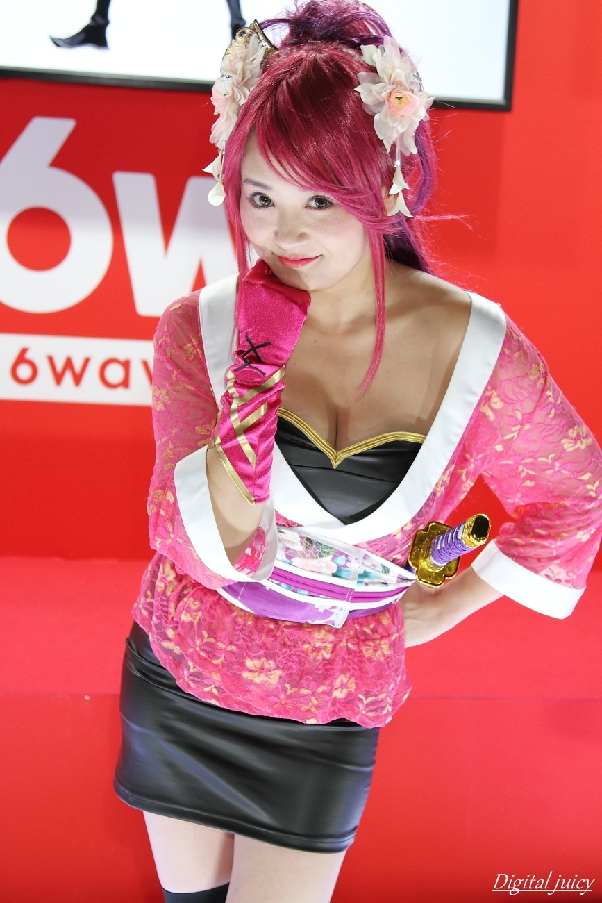 市川みか さん 6waves ブース Digital Juicy