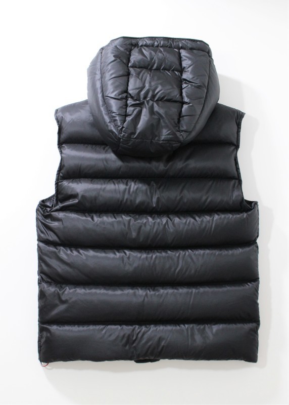 MONCLER VANOISE VEST : COSMIC MONCLER VANOISE VEST : COSMIC