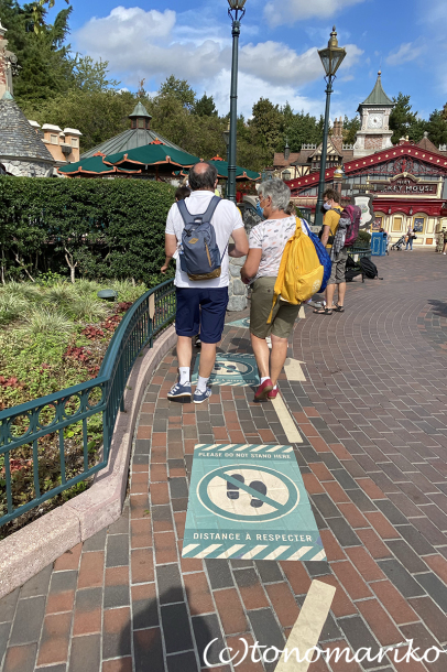 コロナのパリのディズニーランド_c0024345_18081764.jpg
