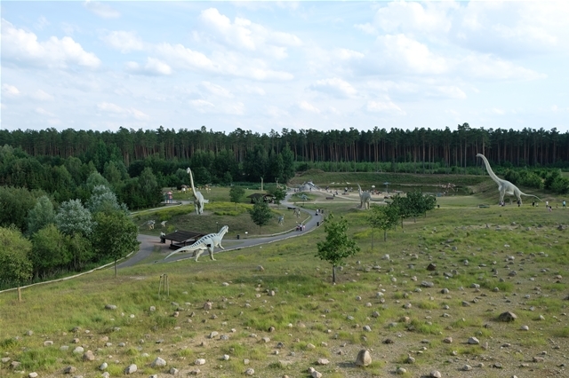 動物も居る恐竜パーク ～Tier-Freizeit-und Urzeit-Park～_e0371304_21504391.jpg