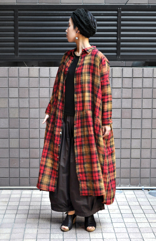 リネンタータン ワイドギャザーシャツワンピース_d0193211_15341176.jpg