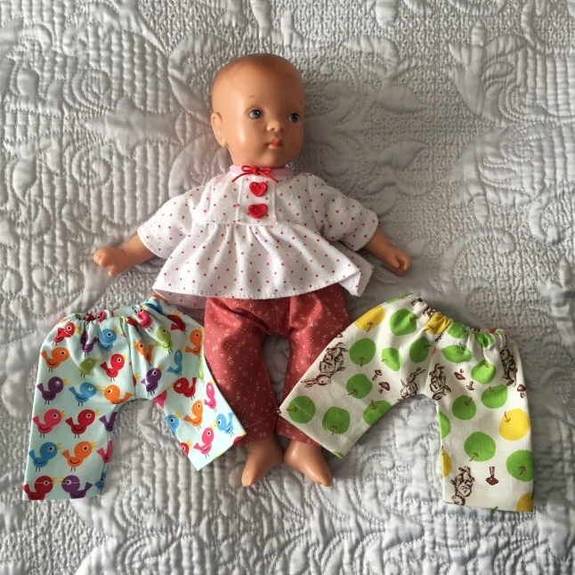 ちびっ子おもちゃ 〜着せ替えドレス〜_d0348118_16360475.jpeg