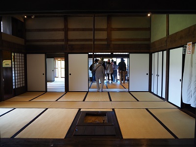 堀越城と旧弘前偕行社_d0131668_954122.jpg
