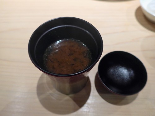 渋谷「熟成鮨 万」へ行く。_f0232060_19465035.jpg