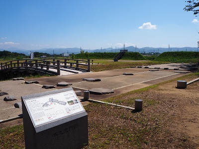 堀越城と旧弘前偕行社_d0131668_1528367.jpg