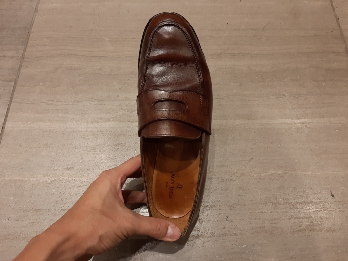 JOHN LOBB 古い靴はなぜ魅力的なのか : シューケアマイスター靴磨き ...