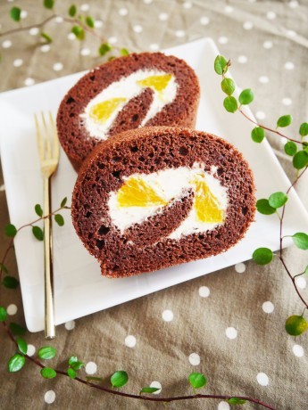 チョコオレンジロールケーキ This Is Delicious