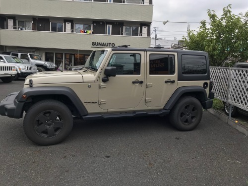 Jk ラングラー アンリミテッド ゴビ 色 中古車 新規入庫 サンオート 中古車 販売店 ジープ ラングラー Jl Jk Tj チェロキー ４ ４ Life スタッフ日記