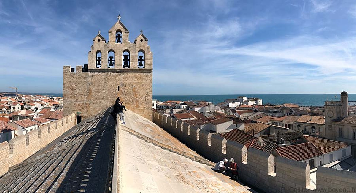 サント マリー ド ラ メール 海の聖母マリア教会 レトロな建物を訪ねて