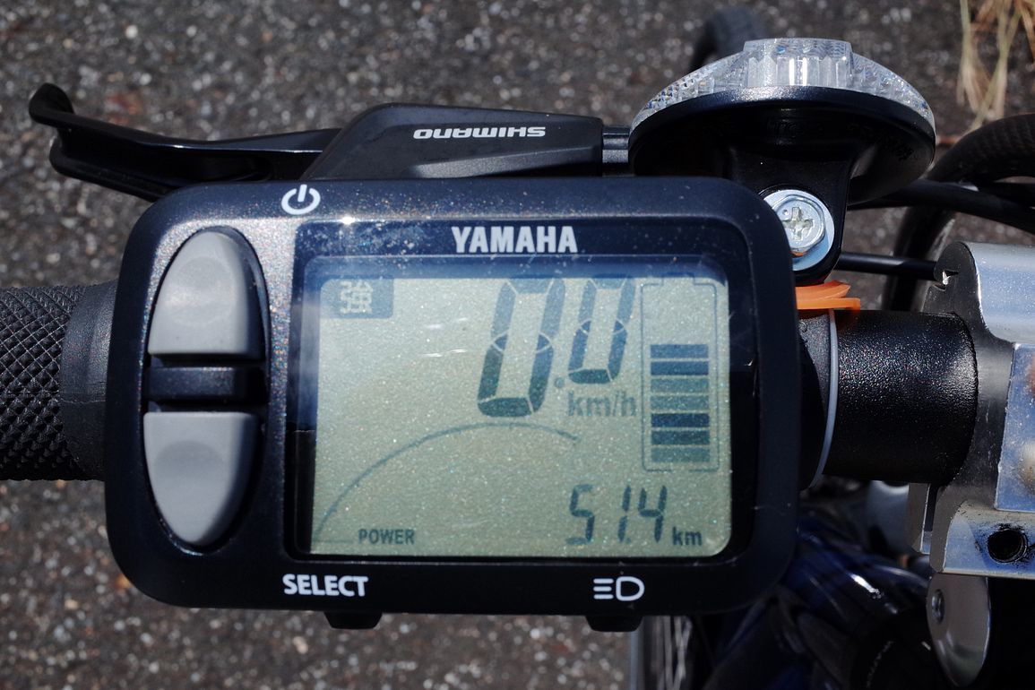 朝一サイクリングが快適な季節になって来た♪・・・YAMAHAのe-BIKE「BRACE」_a0031821_17212333.jpg