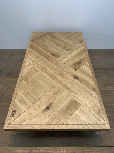 LOW TABLE_c0146581_14252554.jpg