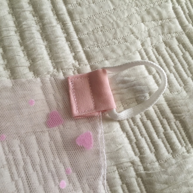 手づくりちびっ子おもちゃ 「ヒーローマントと蝶々の羽」_d0348118_06164398.jpeg