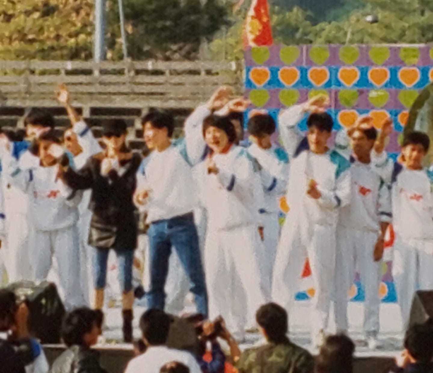 1986年 アニタが参加したジャッキー・チェンファンクラブ
