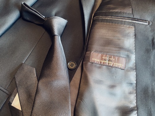 ~フォーマルブラック スーツ&ネクタイ~ 【Sartoria Iwate】 編_c0177259_21395227.jpeg