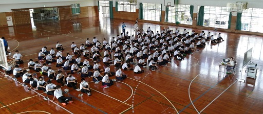 ２年生 職業講話 職業人に学ぶ 宮古島市立北中学校
