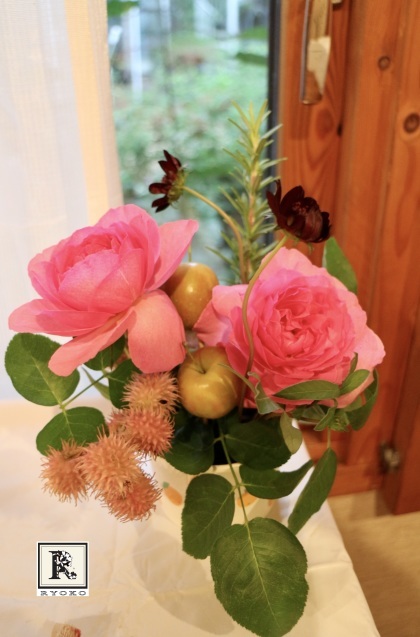 「小さな花器」をつくっています & 秋のお花をいける_c0128489_17505943.jpeg