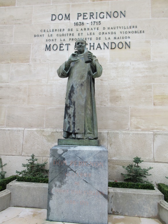 Moët & Chandon 訪問 ♪_c0212604_21483587.jpg