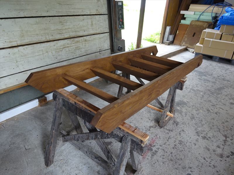 木製の屋外階段製作など_f0105112_05295111.jpg