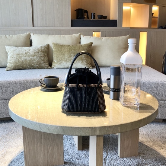 SORANOHOTELとTRAPEAZOID_f0197215_08533678.jpeg
