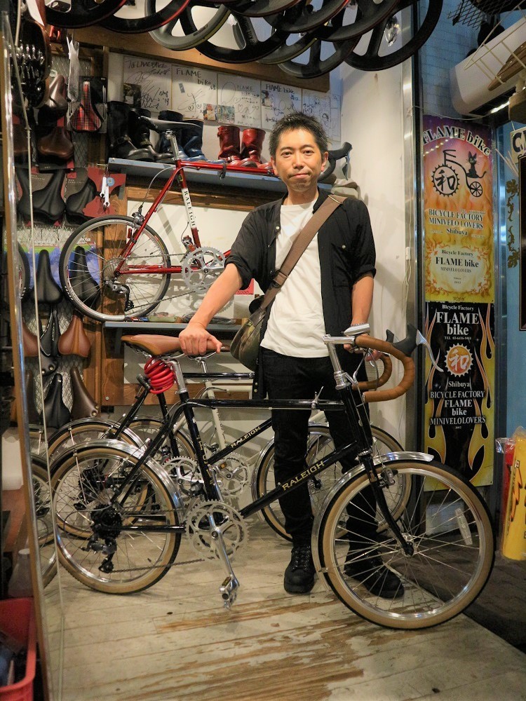 9月18日 渋谷 原宿 の自転車屋 FLAME bike前です_e0188759_18125435.jpg
