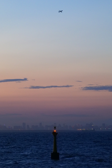 海ほたるISO10000_f0050534_21394248.jpg
