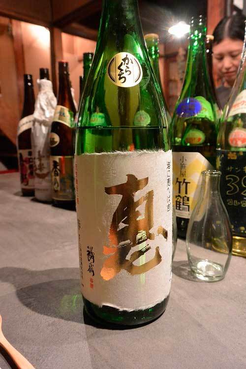 【(山梨グルメ)韮崎市 アメリカヤ横丁「コワン」にて滋賀のコアな日本酒を燗で!!】_a0005436_14552810.jpg