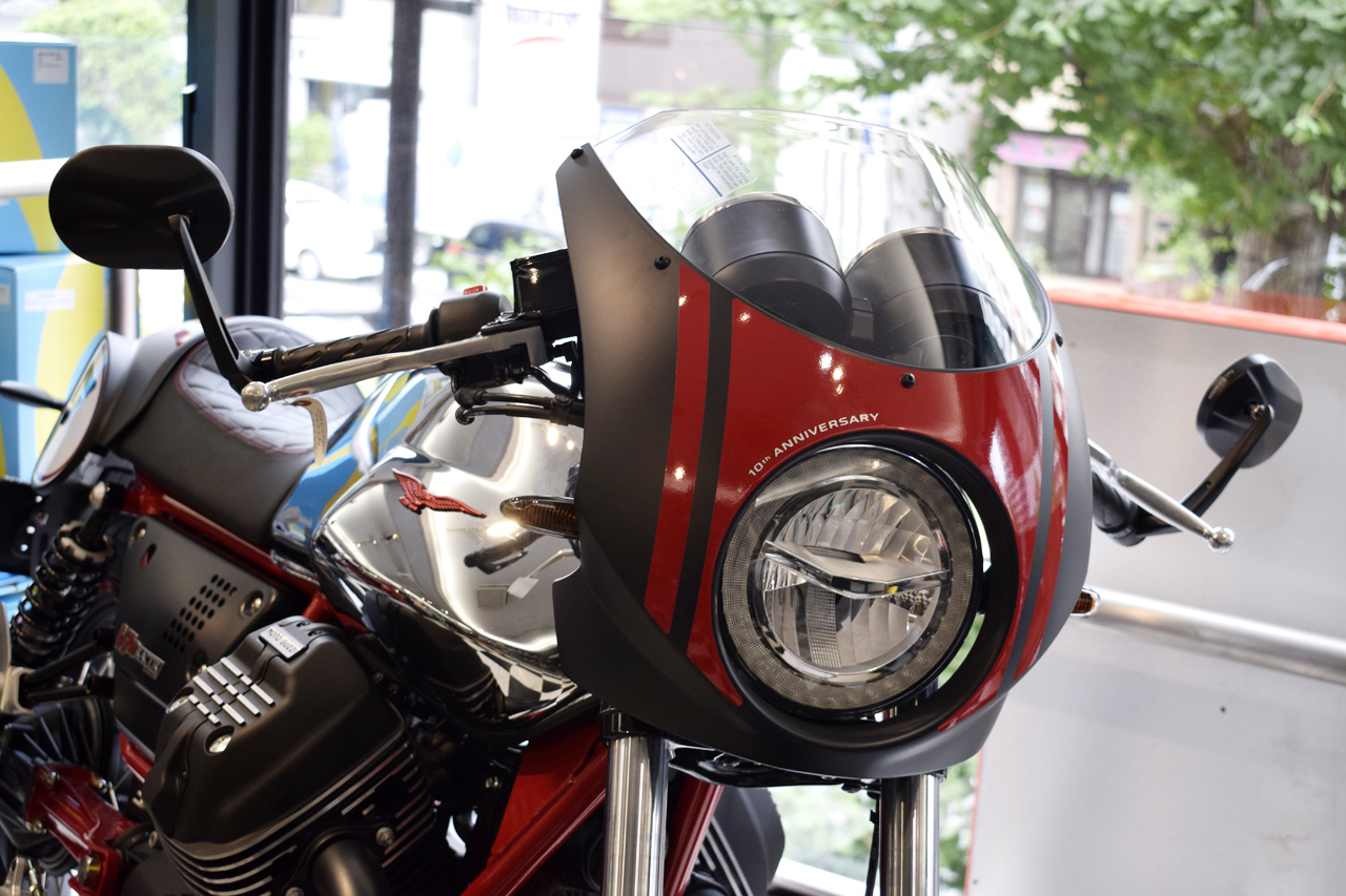 MOTO GUZZI V7 III Racer 10th ANNIVERSARY 入荷!_d0099181_10595037.jpg