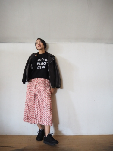 トーマスさんのLip print skirt_e0357389_15590917.jpg