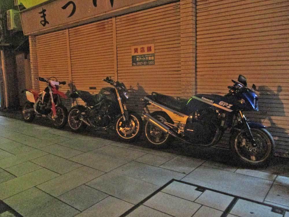 S田サン号 GPZ900RニンジャとMT-09・CRF450Lと久しぶりの夜走り～ヽ(^。^)ノ_f0174721_17241231.jpg