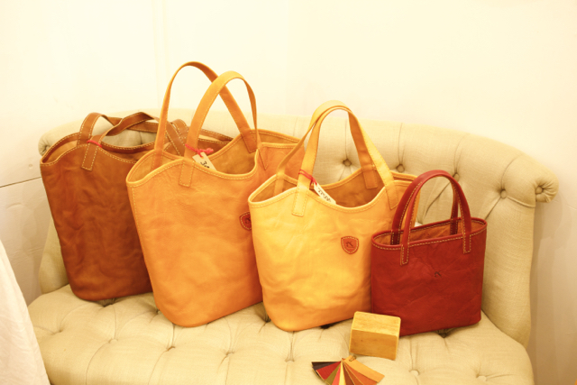 おともだちの POP UPのお店 手ぬぐい & 革小物など_f0368718_12065693.jpg