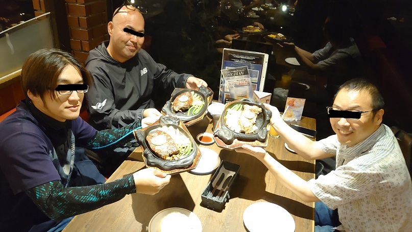 昨日の夜はお疲れ様!ですやん!_f0056935_00355520.jpg
