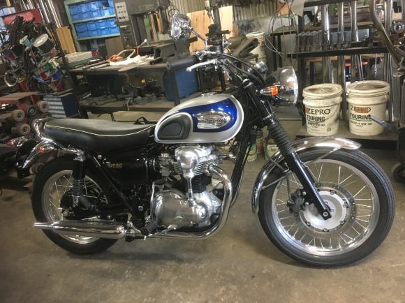程度良好 W650入庫_a0139843_09111827.jpg