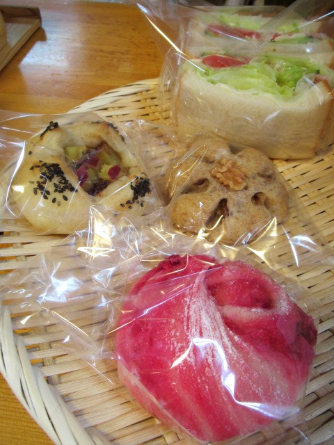 御代田町 農家のパン屋 ちしゃぱん 野菜ソムリエさんのパン屋さんがnew Open ぴきょログ 軽井沢でぐーたら生活
