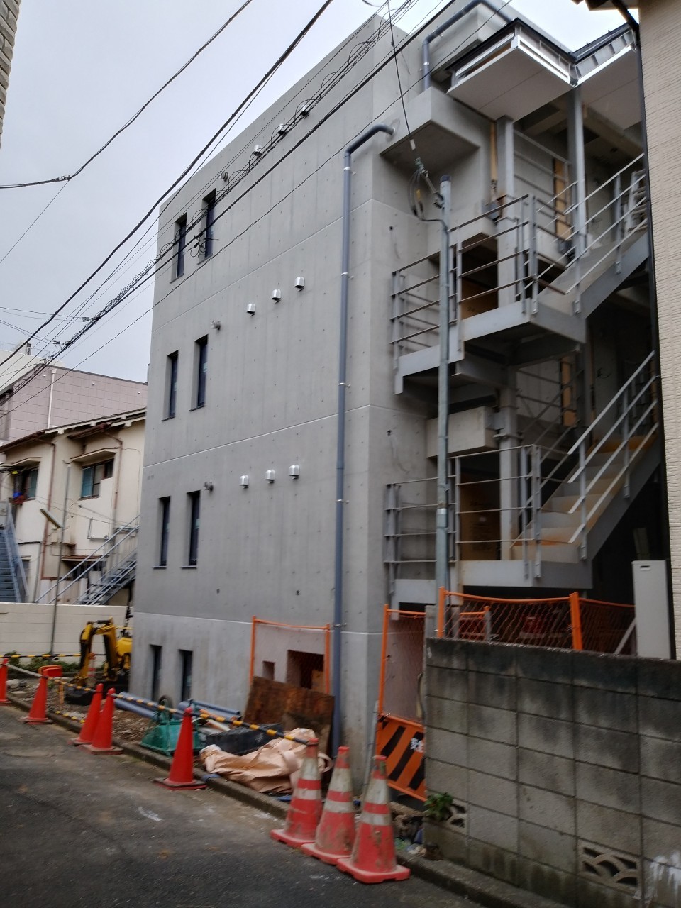 今日の大田区東馬込現場_e0254682_09072358.jpg
