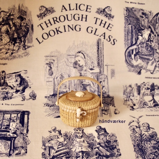 2.5inch Oval with Lid_f0197215_13582712.jpeg