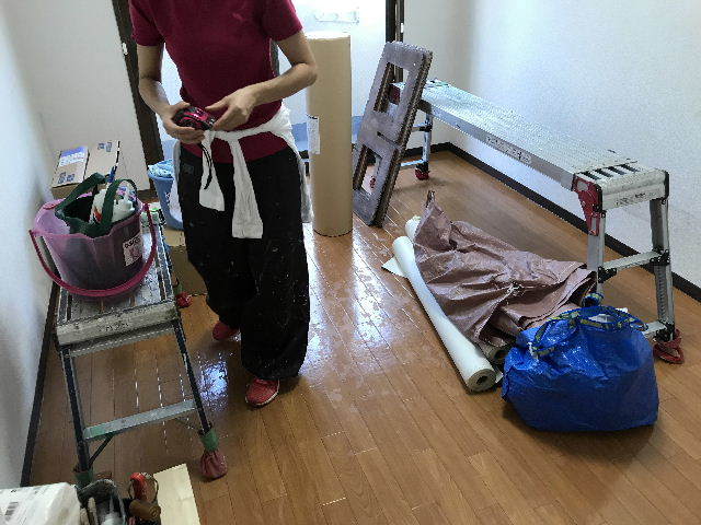 連休明けの塗装工事_f0031037_17241910.jpg