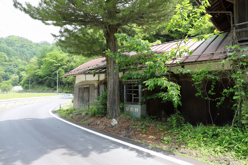 タバコ屋ほか廃屋 長野県 ポンチハンター2 0 タバコ屋ほか廃屋 長野県 ポンチハンター2 0
