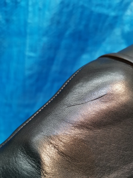 【キズ補修】before・after 靴の切り傷_f0283816_15203822.jpg