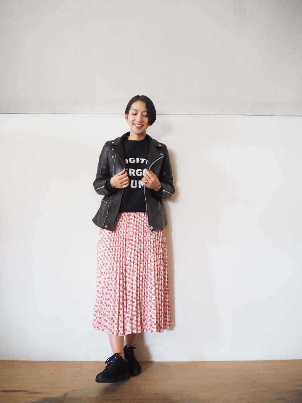 トーマスさんのLip print skirt_e0357389_13021512.jpg