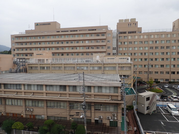 廿日市の港方面と廿日市総合病院_c0116915_00001236.jpg