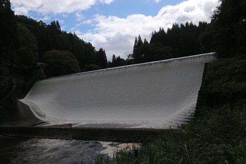 アケボノシュスランを見たくて、白水の滝へ！_e0272335_17152940.jpg