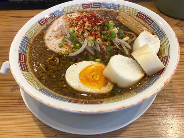 滋賀県 彦根市 ラーメンにっこう La Men Nikkou 鶏白湯 塩 湖国ブラック きわめればスカタン