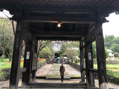 お彼岸も終わり、秋　盛りと、彼岸花が&#128144;さくお寺にやってきました。</div>_d0338282_11475628.jpg