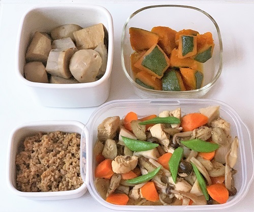 作り置きのおかず　と　栗しごと　と　栗ごはんのお弁当_d0249193_09092858.jpg