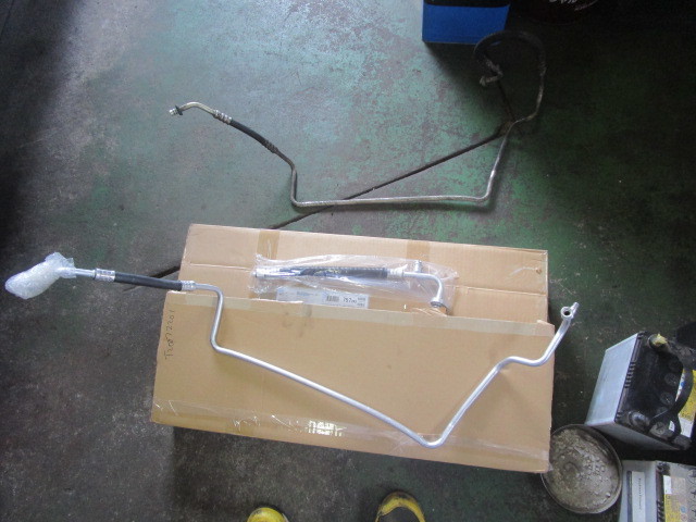 チェロキー xj 7mx エアコン高圧ホース（※修理ベース）