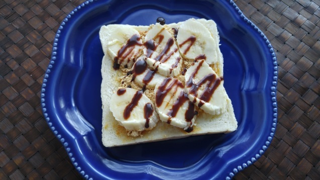 やる気を出す!チョコバナナパンの朝ごパン_c0124528_10223952.jpg