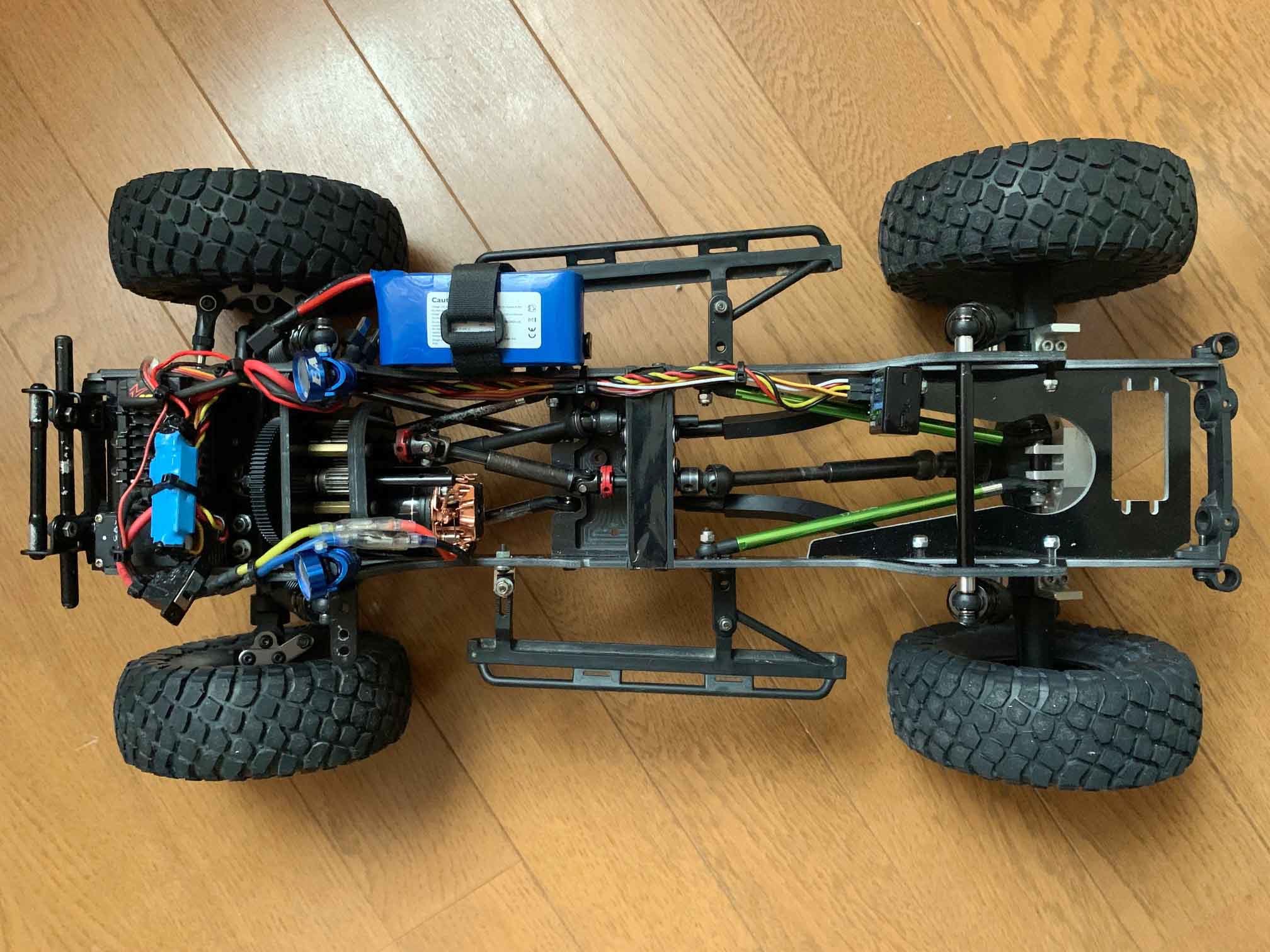 ラジコン　ウイリーキング　クローラー WheelyKing-08-01 (2).jpg