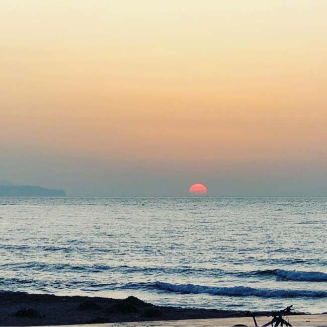 夏の終わりの夕暮れ@シチリア_e0335287_05373846.jpg