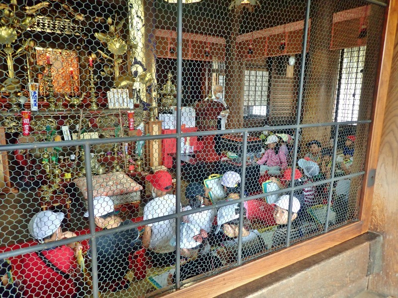 浦佐小学校2年生の地域学習で浦佐毘沙門堂へ_c0336902_18213869.jpg