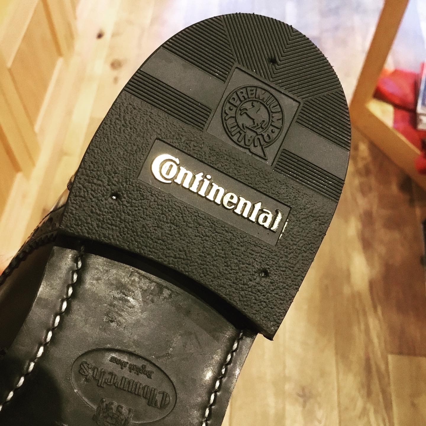 Church S ドイツ製コンチネンタルリフトで踵修理 革靴女子 Shoe Care Shoe Order Fans 浅草本店 M Mowbray Shop Church S ドイツ製コンチネンタルリフトで踵修理 革靴女子 Shoe Care Shoe Order Fans 浅草本店 M Mowbray Shop